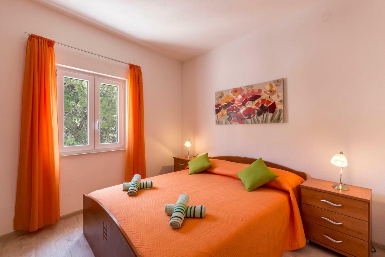 Apartments Petra Bol Extérieur photo