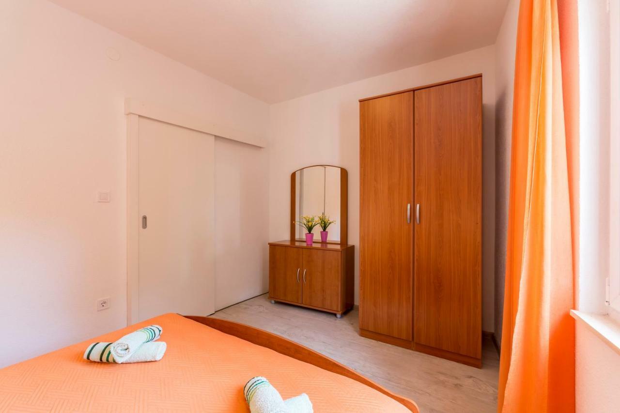 Apartments Petra Bol Extérieur photo