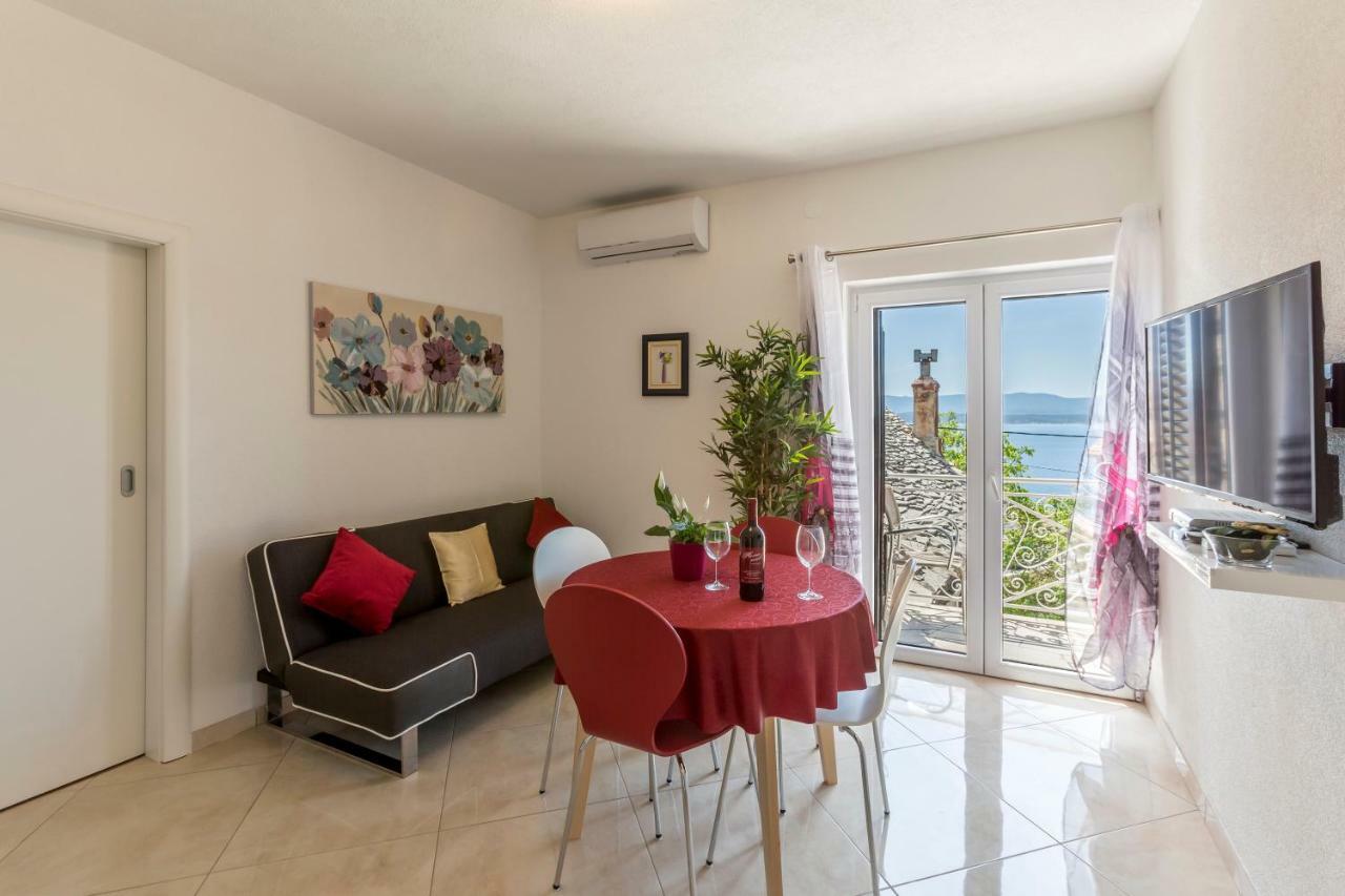 Apartments Petra Bol Extérieur photo