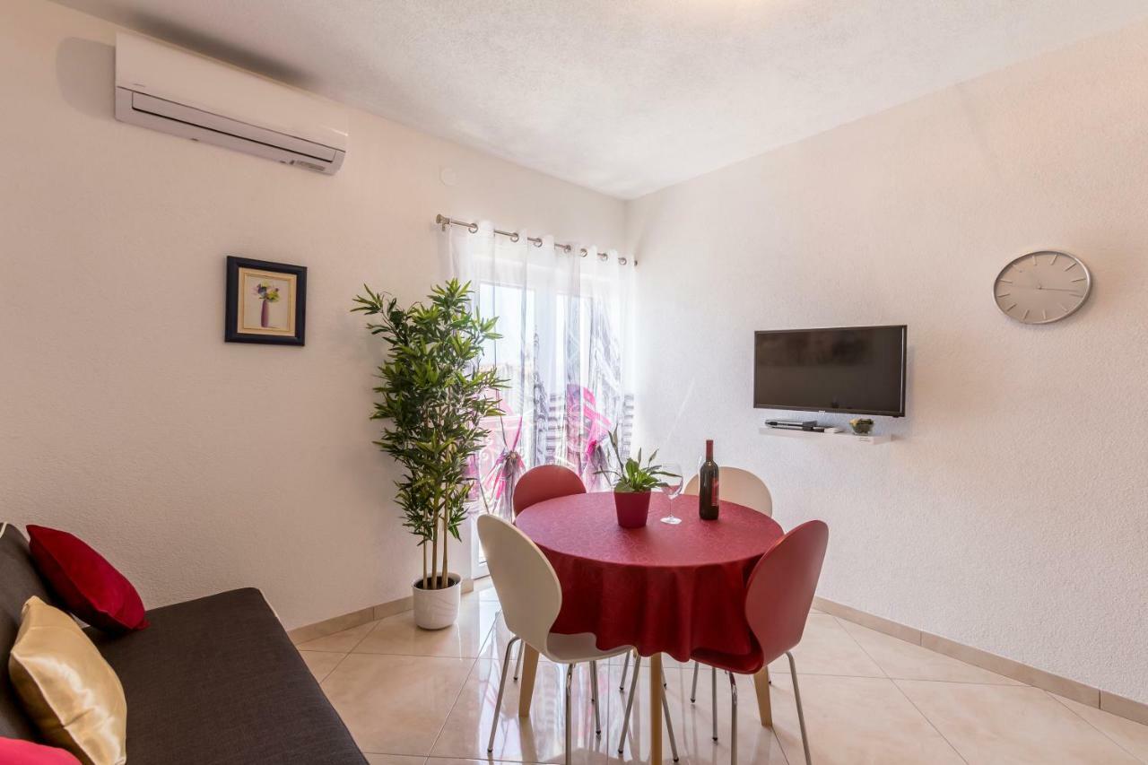 Apartments Petra Bol Extérieur photo